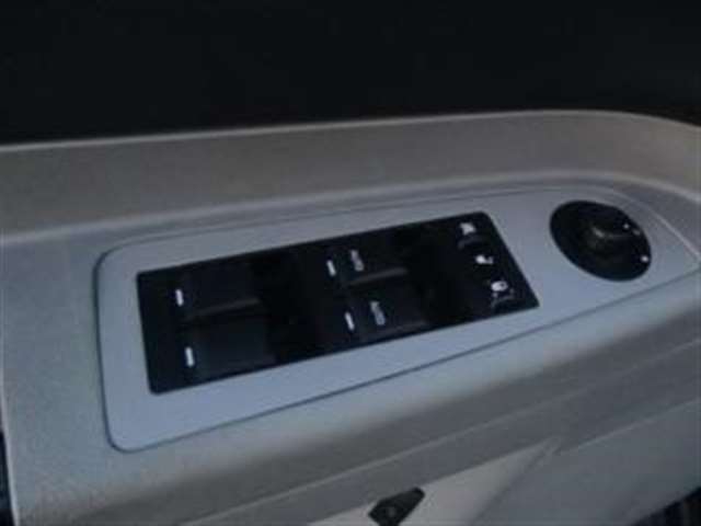 2007 Chrysler 300 AWD C 4dr Sedan